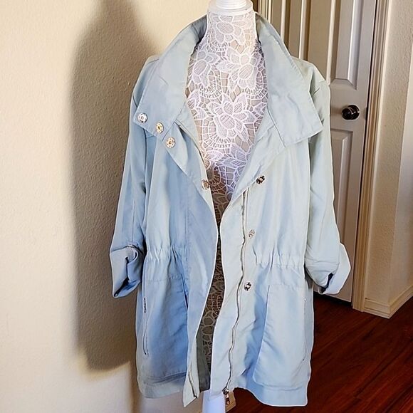 Tart Collections Light Jacket/Rain Coat - Picture 1 of 12